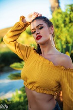 Brook Wright Gets Nude In The Garden-02