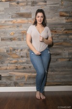 Lexi Lloyd Has Really Beautiful Big Tits-03