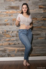 Lexi Lloyd Has Really Beautiful Big Tits-04