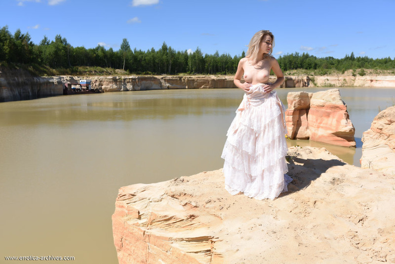 Ava List Stripping By The Sea-06