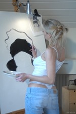 Busty Hayley Loves Painting-02