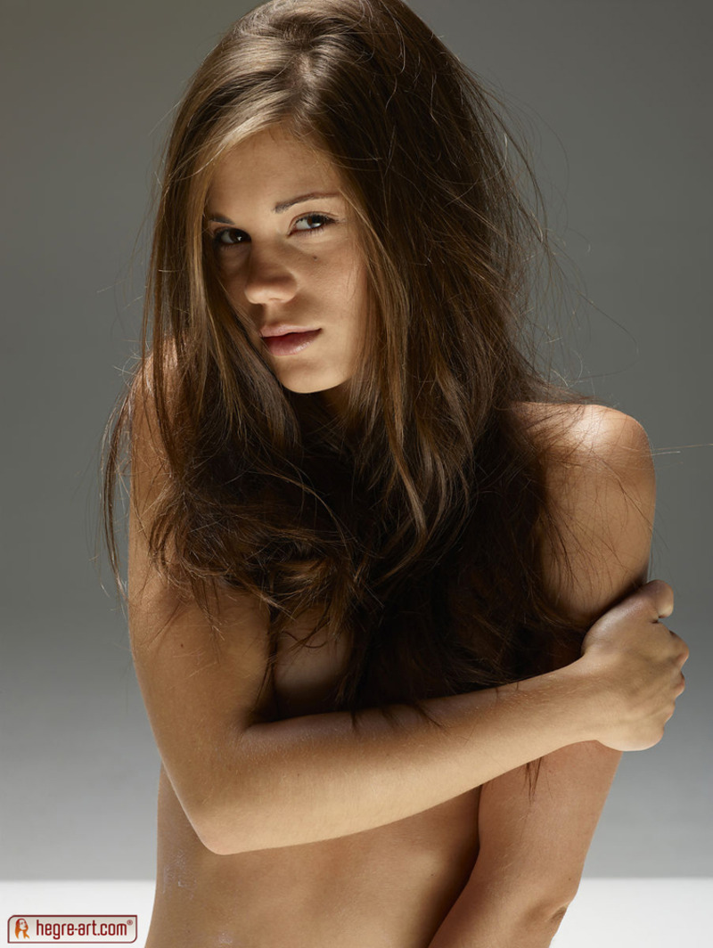 Caprice playing with an ice cube-17