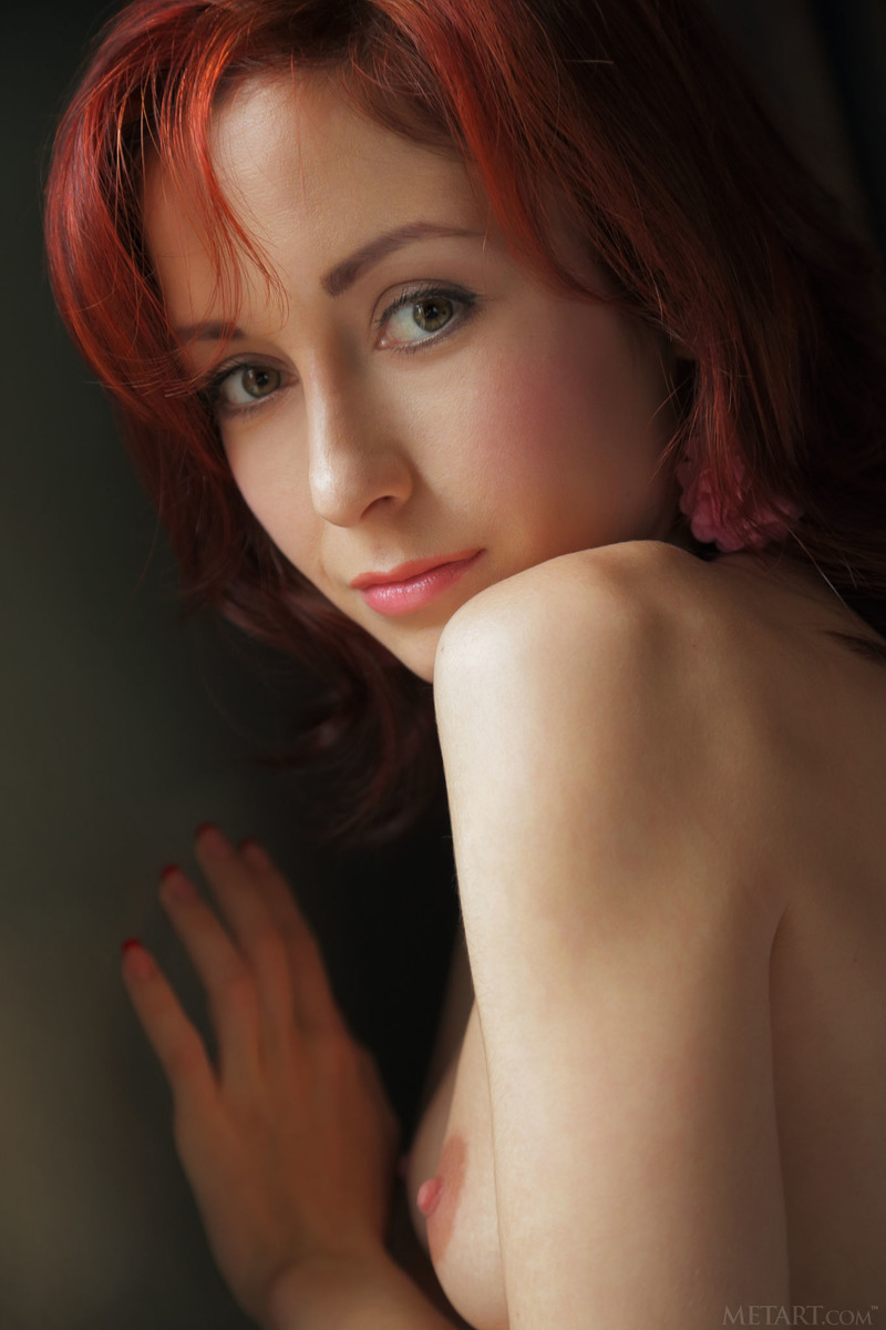 Cute Redhead Girl Night-06