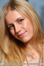 Naked Cute Tamara-09