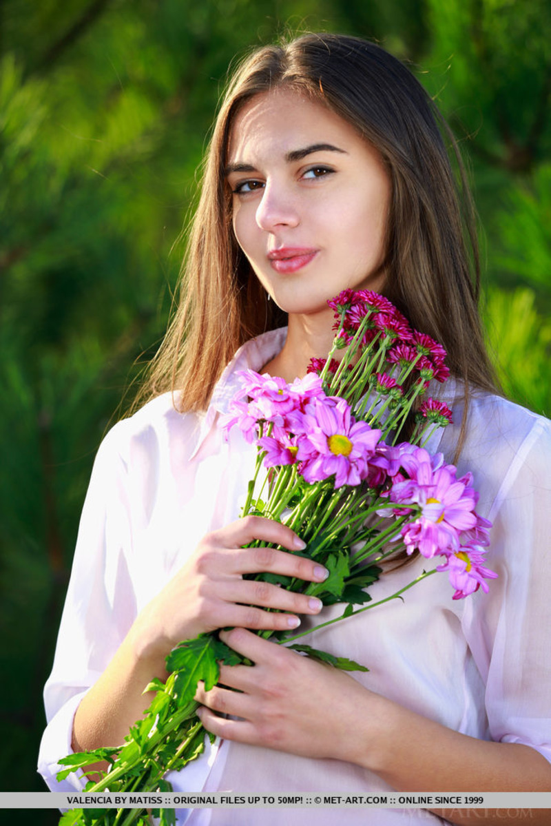 Hot Teen Valencia Posing In The Forest-09