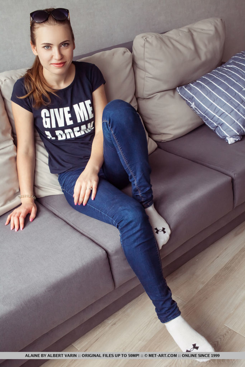 Stunning Alaine Spreads-04