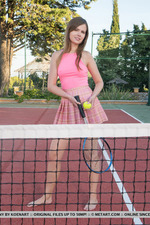 Sanny Stripping On The Tennis Court-16