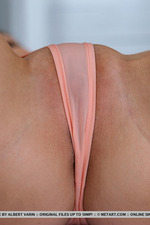 Lovely Giselle Posing Naked-11