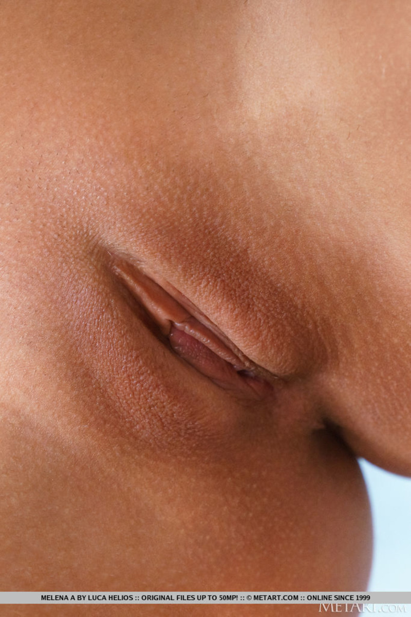 Melena Getting Totally Naked-02