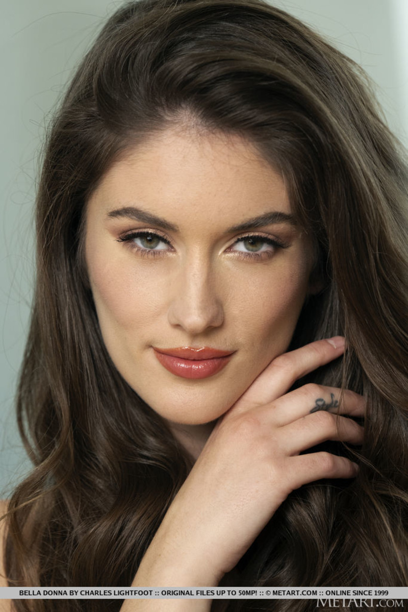 Bella Donna Stripping-00