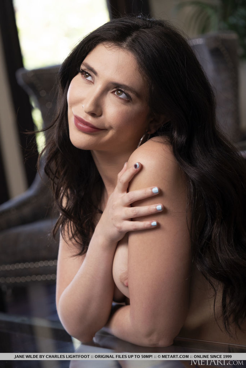 Sensual Babe Jane Wilde-02