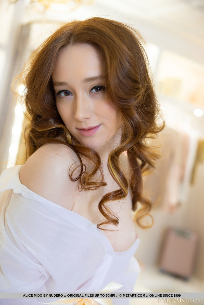 Sexy Redhead Babe Alice Mido-14