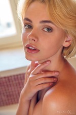 Lovely Blonde Lilit-02