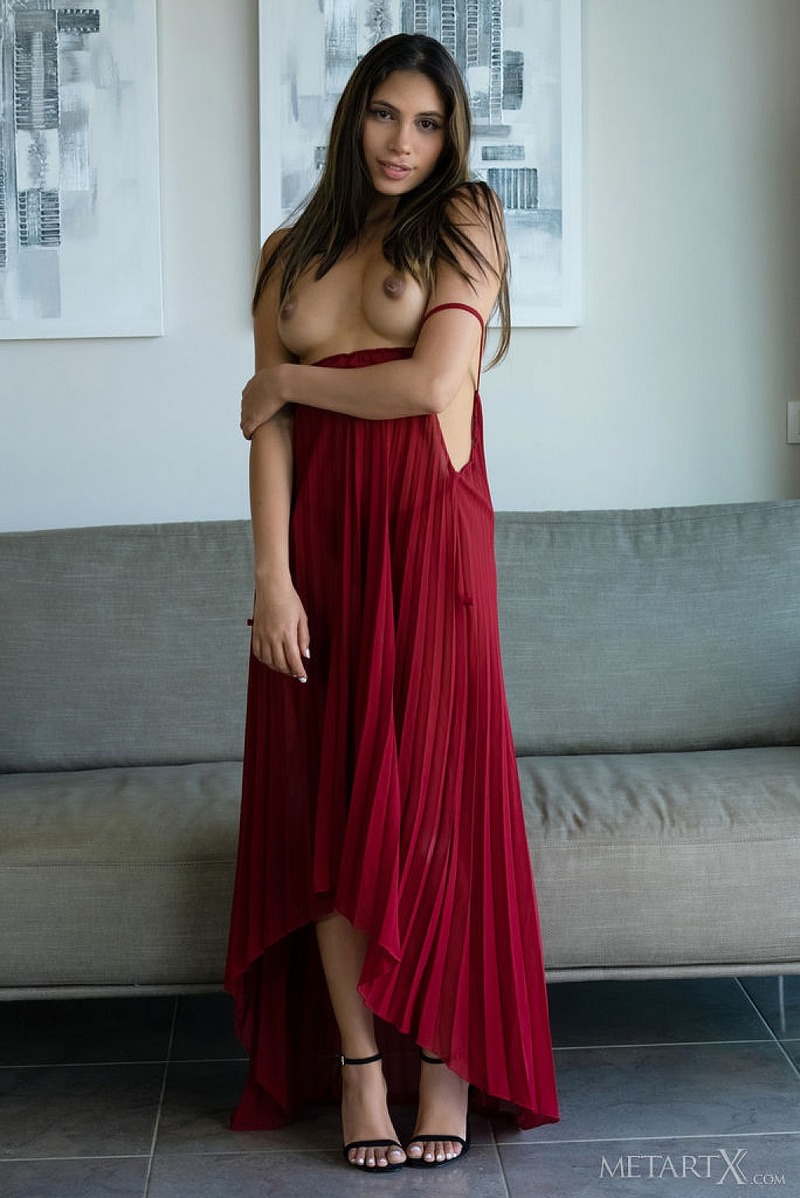 Beautiful Babe Baby Nicols Teasing Herself-08