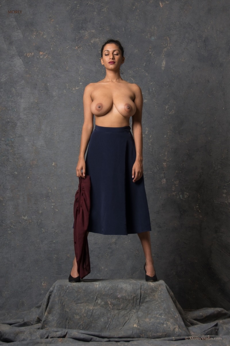 Natural Busty Sabine-03