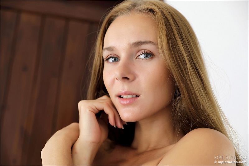 Karissa Diamond Gets Naughty-00