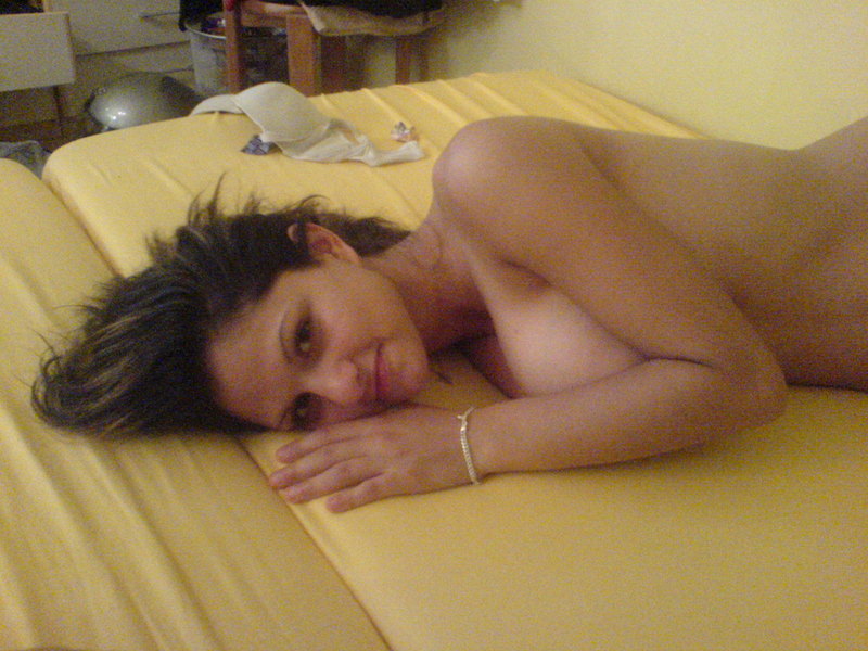 Hot brunette amateurs exposing their huge knockers-00