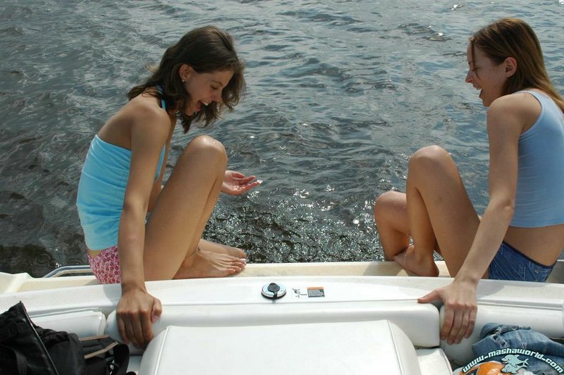 Ivana and Masha enjoying the sea-00