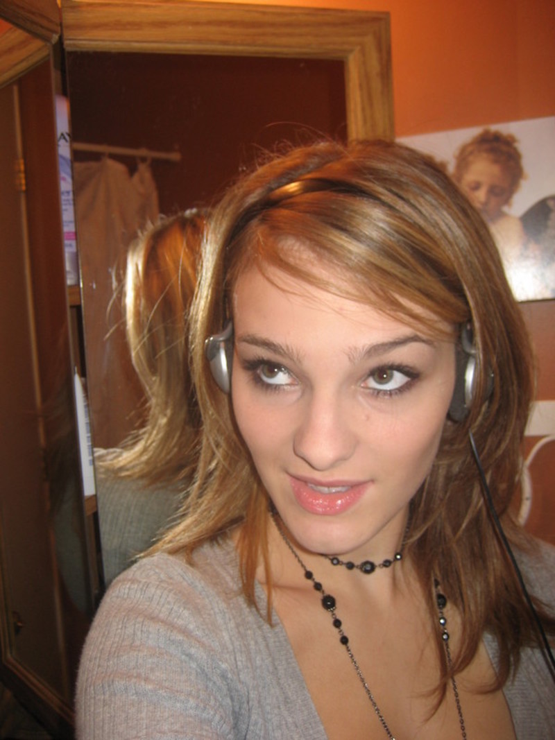 Blonde and brunette selfshooters-00