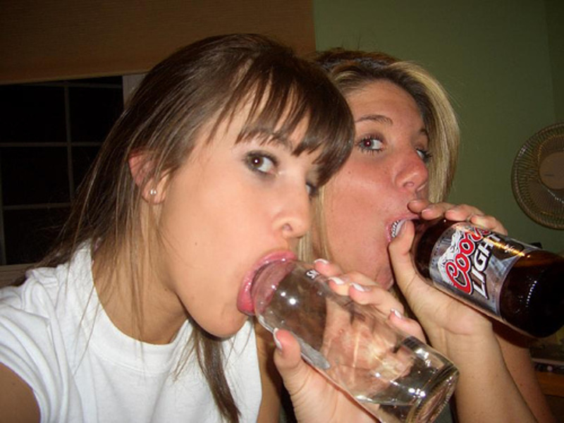 A bunch of hot chicks that you would definitely love to fuck-16