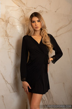 Sexy Ursula Takes A Hot Shower-00