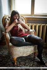 Busty Natural Olivia-00